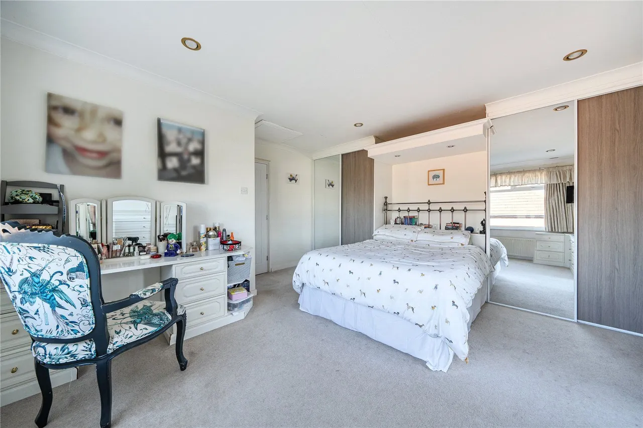 Selby Road, Garforth, LS25, photo 6