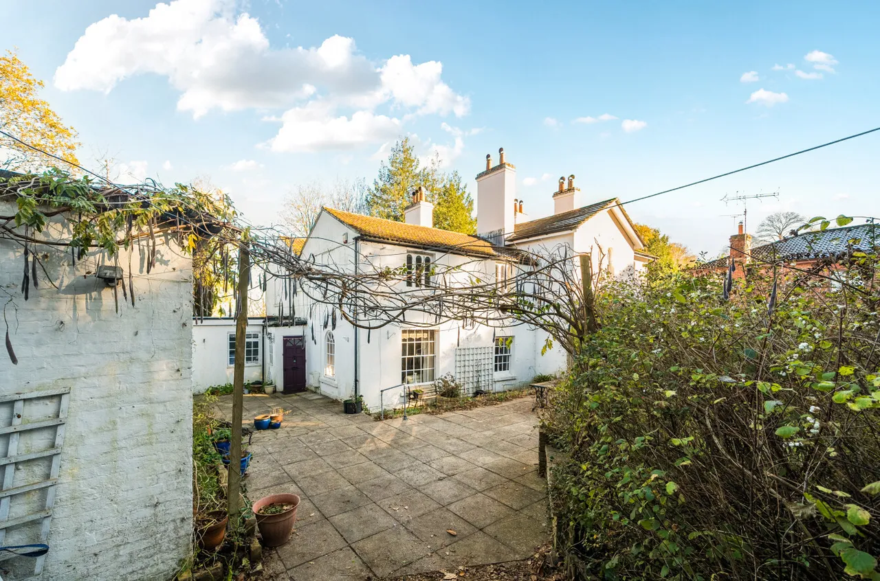Church Hill, West End, SO30, photo 15