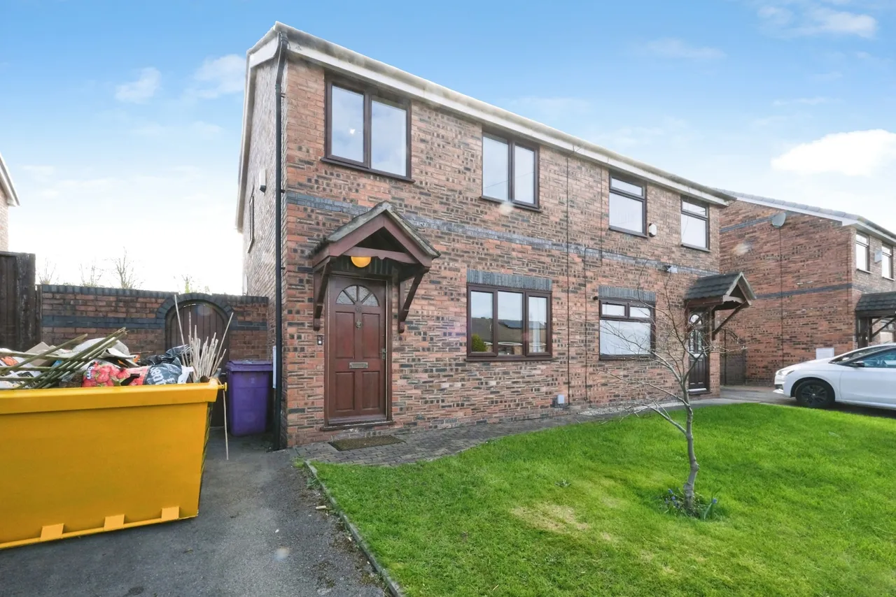 3 bed property for sale, Almond Court, Liverpool, L19