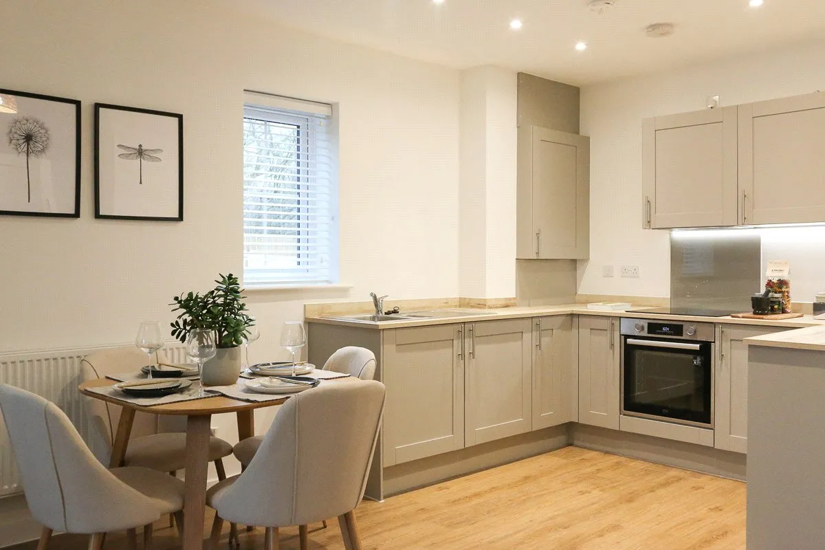 Featherfall Road, Crookham Village, GU51, photo 11