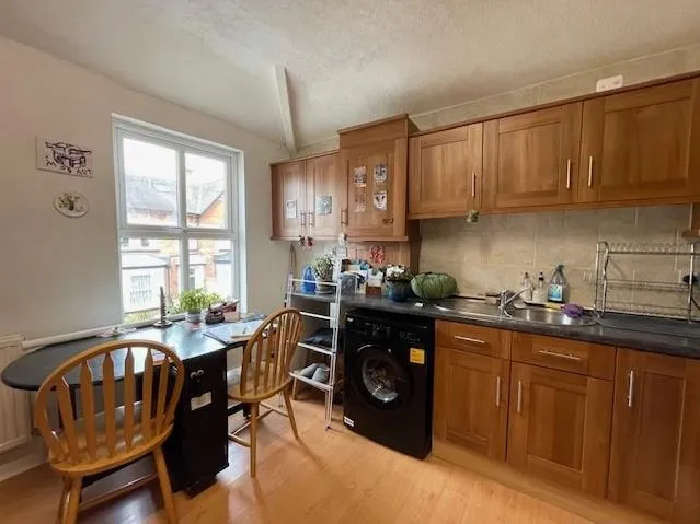 New Parks Crescent, Scarborough YO12 5JZ, photo 2