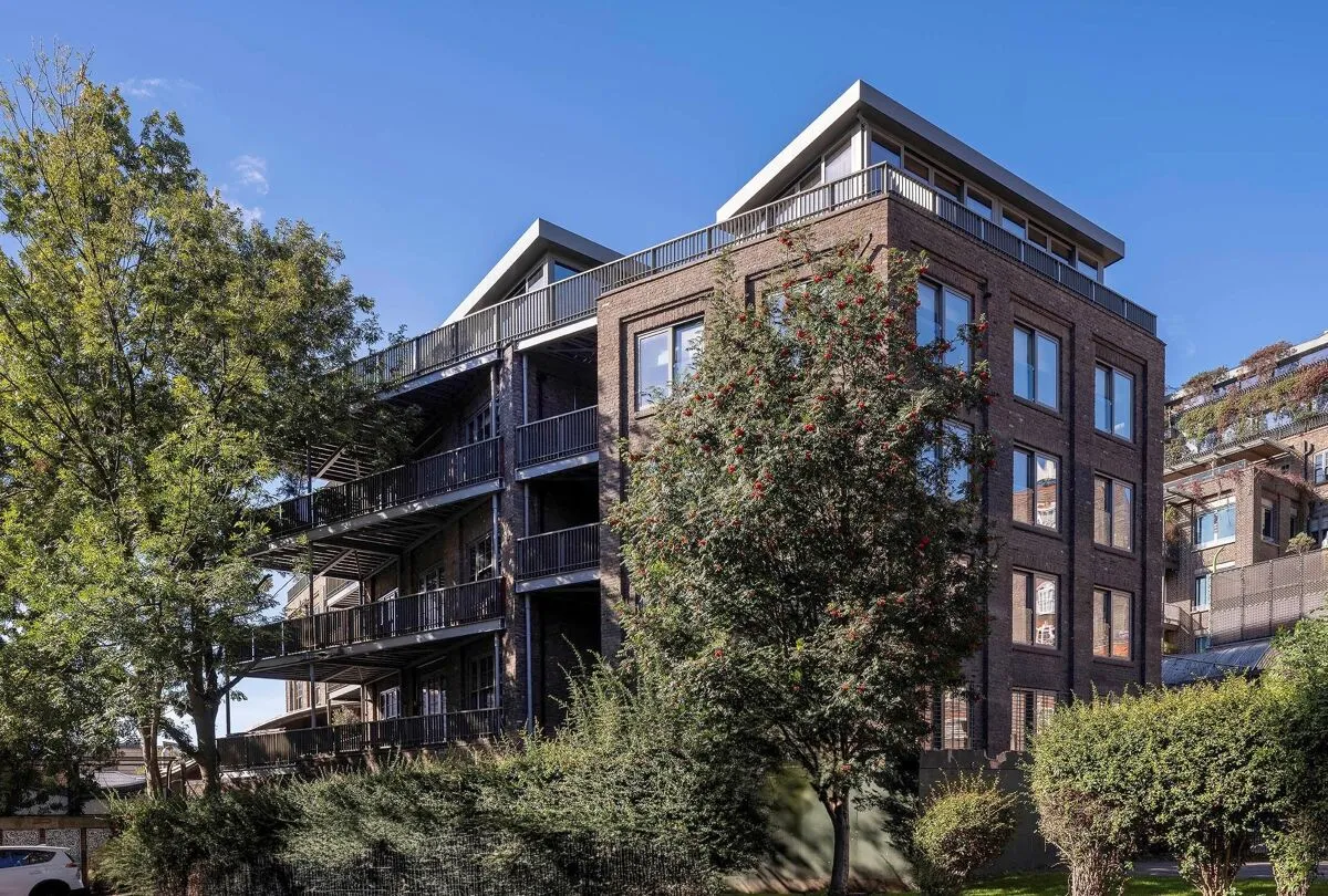 2 bed flat to rent, Ferdinand Street, London, NW1