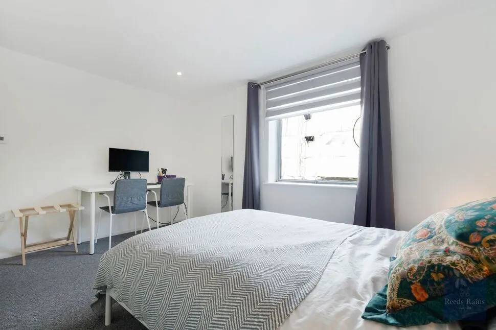 Westminster Bridge Road, London, SE1, photo 12