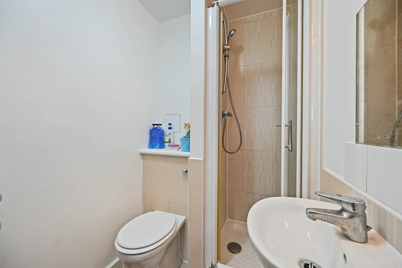 Broadfields, Harrow, HA2, photo 11