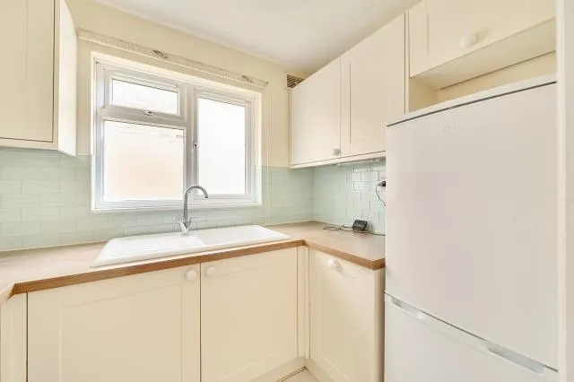 The Ridings, Kidlington, OX5, photo 13