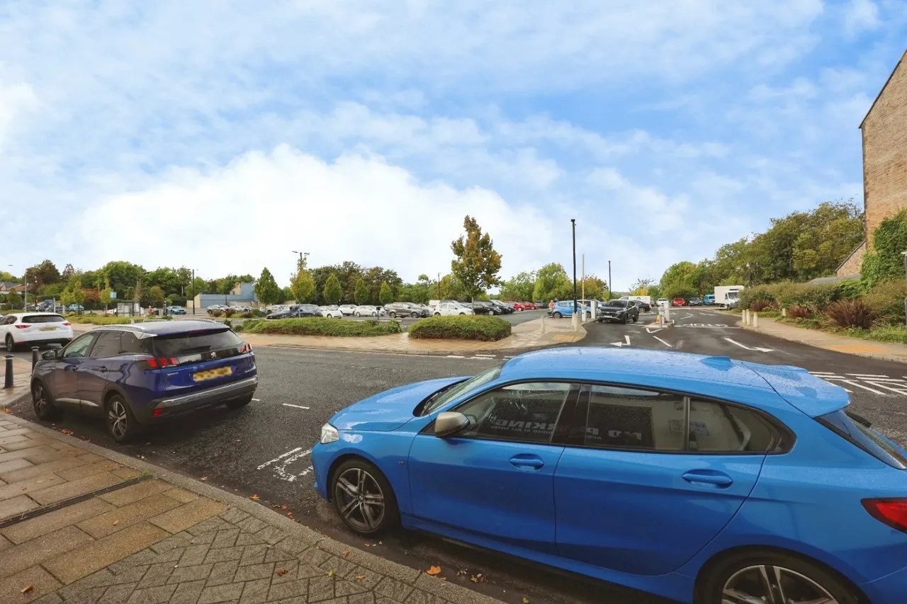 North Bondgate, Bishop Auckland, DL14, photo 5