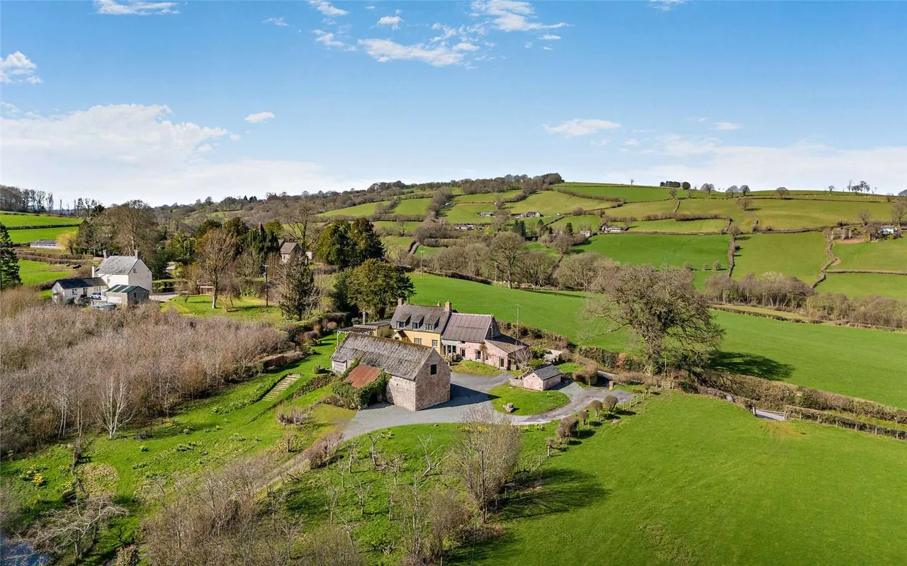 Talachddu, Brecon, LD3, photo 24