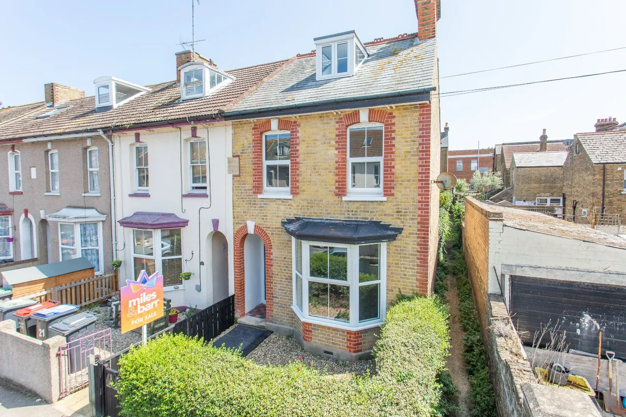 4 bed house for sale, South Road, Herne Bay, CT6