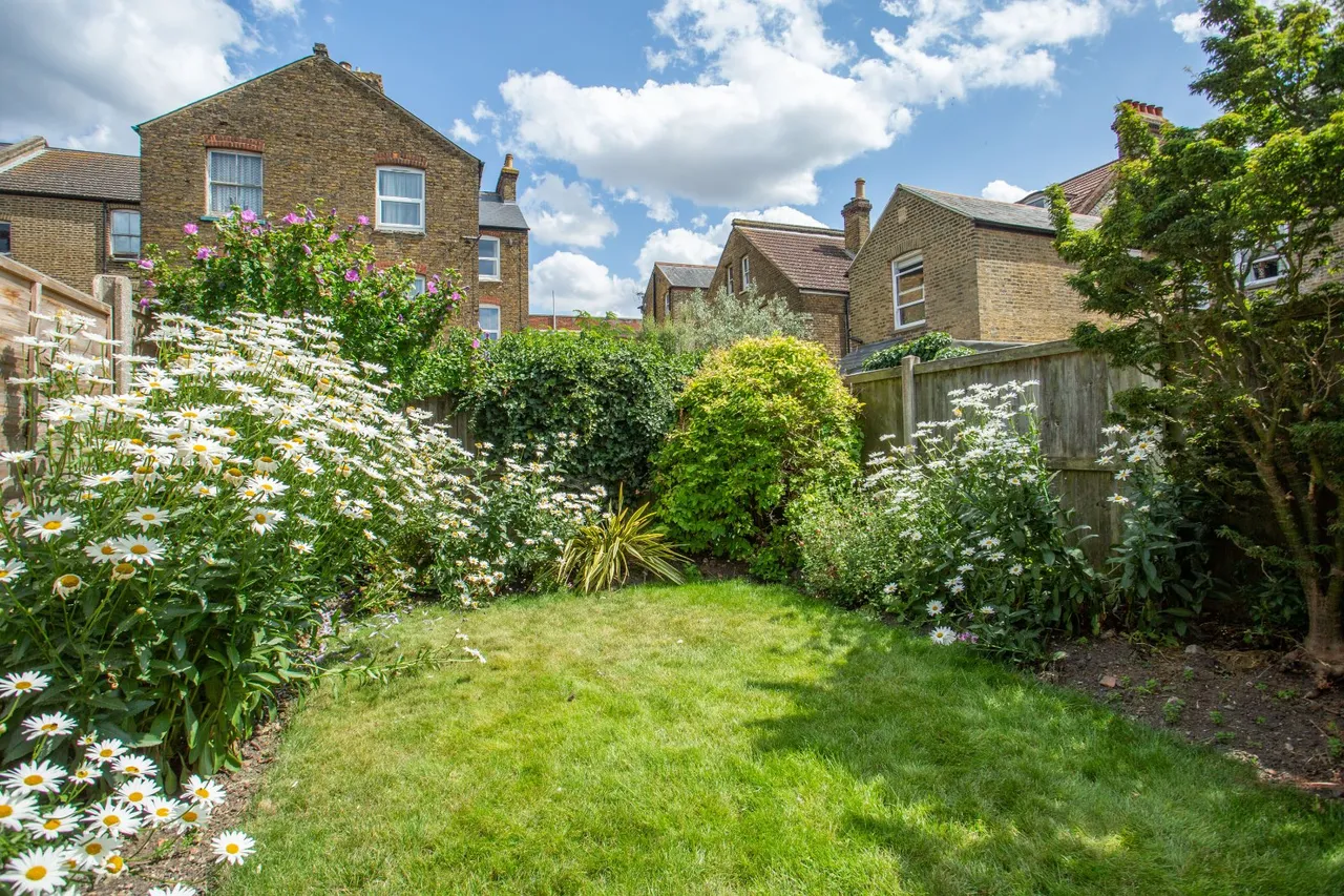 South Road, Herne Bay, CT6, photo 28