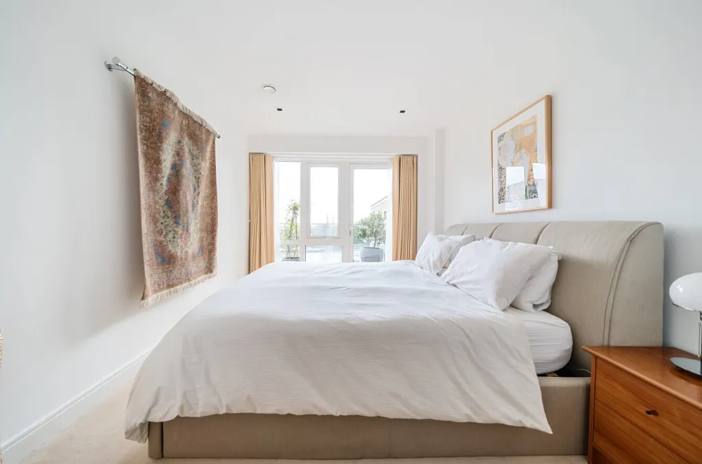 Kew Bridge Road, Brentford, TW8, photo 11