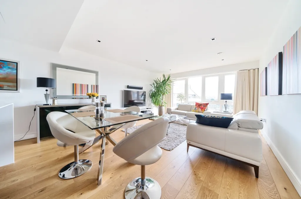 Kew Bridge Road, Brentford, TW8, photo 16
