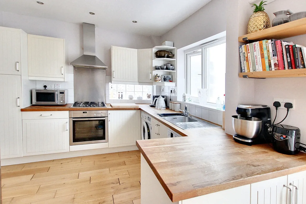 Pickhurst Rise, West Wickham, West Wickham, BR4 0AL, photo 7