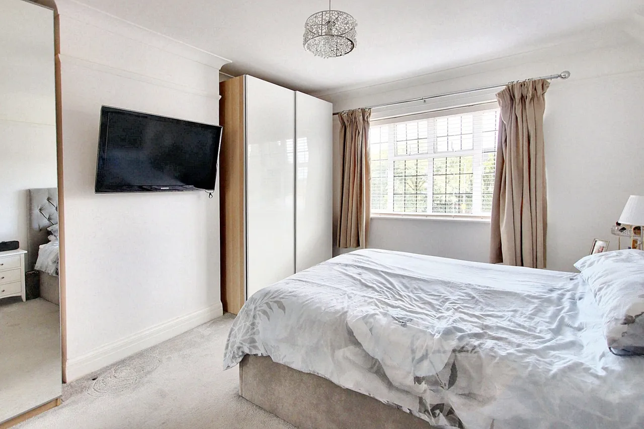 Pickhurst Rise, West Wickham, West Wickham, BR4 0AL, photo 11