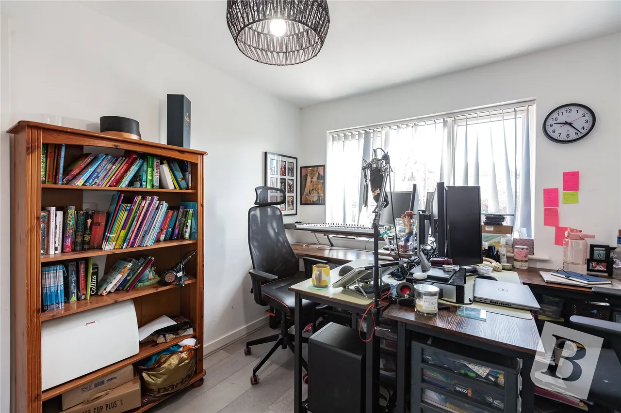 Radwinter Mews, Wickford, SS12, photo 9