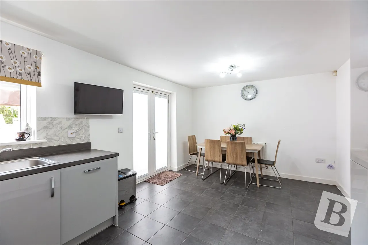 Radwinter Mews, Wickford, SS12, photo 5