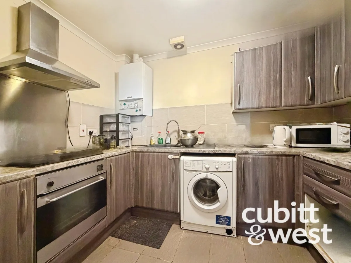 3 bed flat to rent, DEPOSIT ALTERNATIVE AVAILABLE Ludlow Road, Portsmouth, PO6