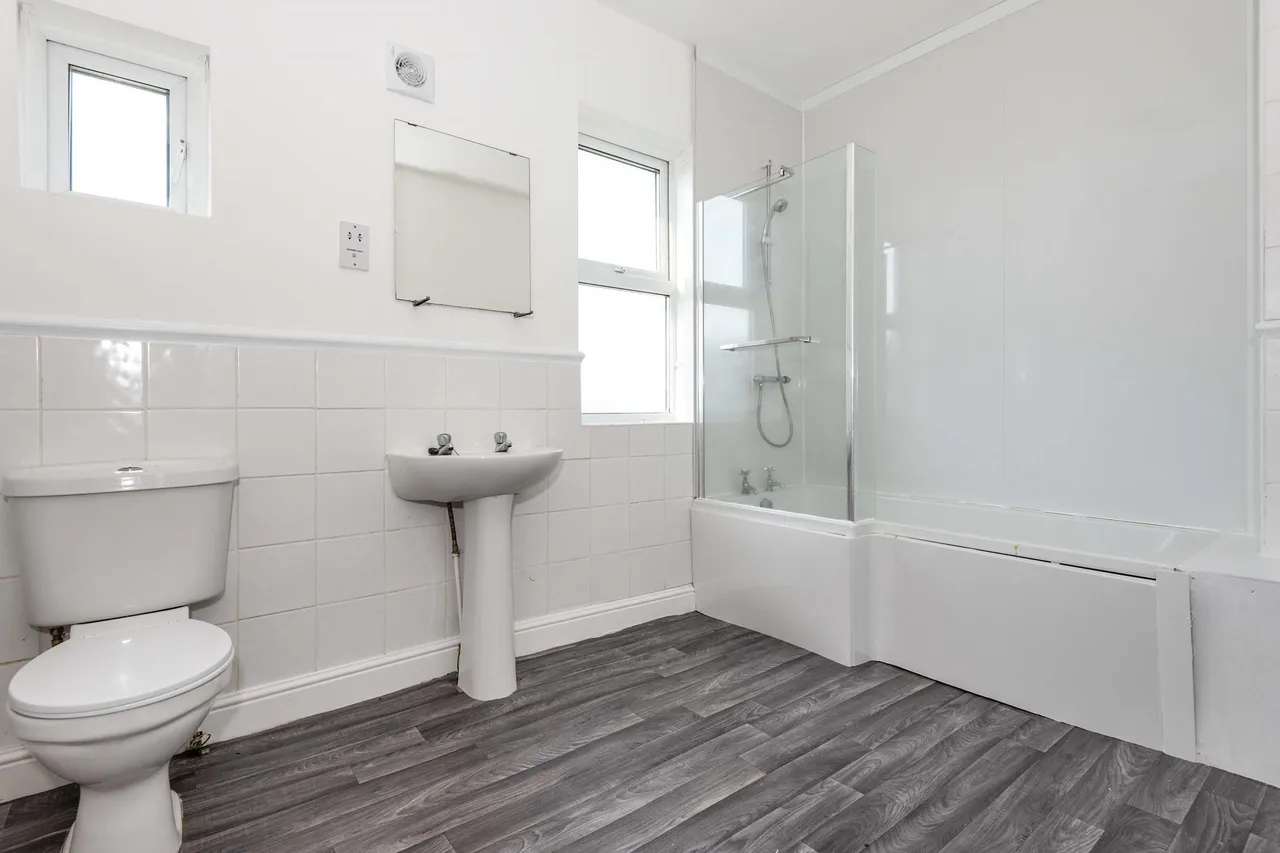 Victoria Road, Retford, DN22, photo 8