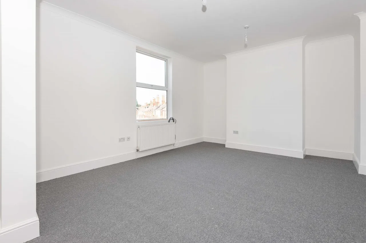 Victoria Road, Retford, DN22, photo 3