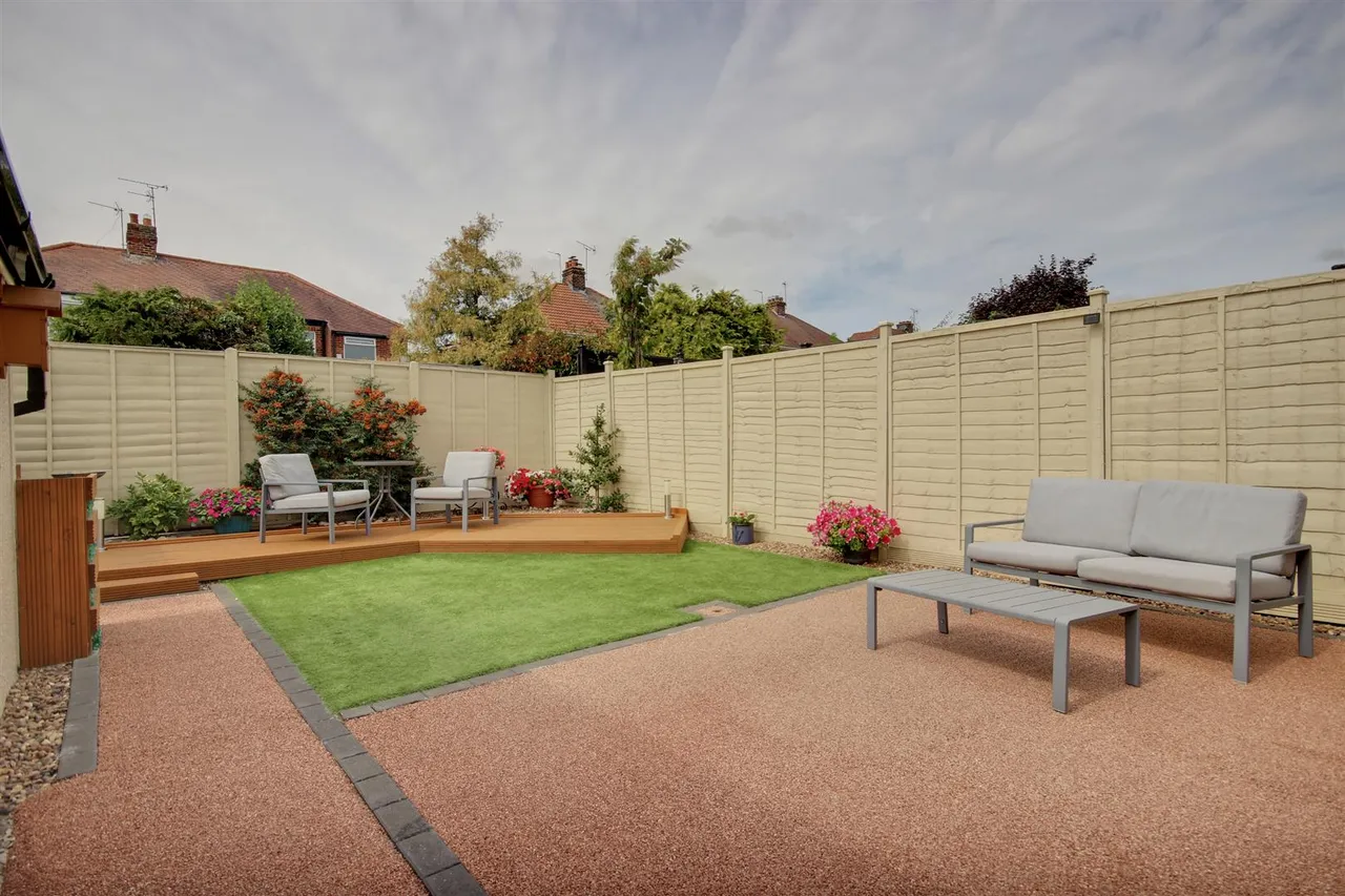 Ellerker Rise, Willerby, photo 13