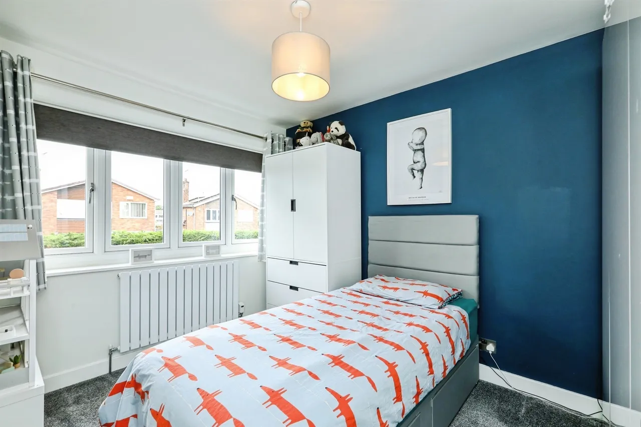 Windsor Road, Carlton-in-Lindrick, WORKSOP, photo 8