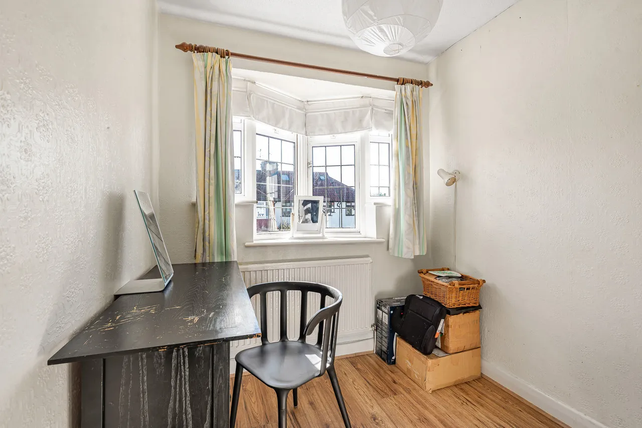 Crane Way, Twickenham, TW2, photo 11