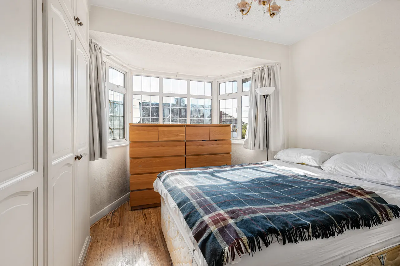 Crane Way, Twickenham, TW2, photo 9