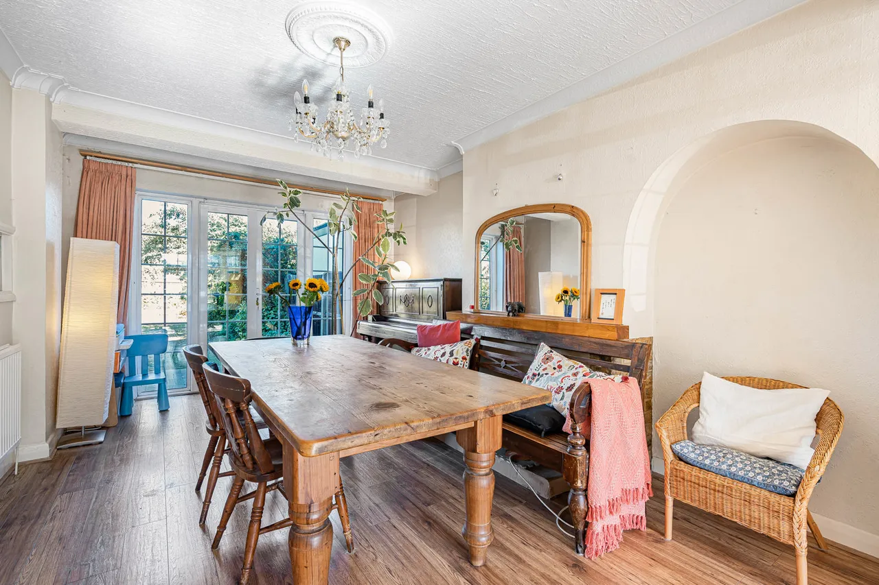 Crane Way, Twickenham, TW2, photo 8