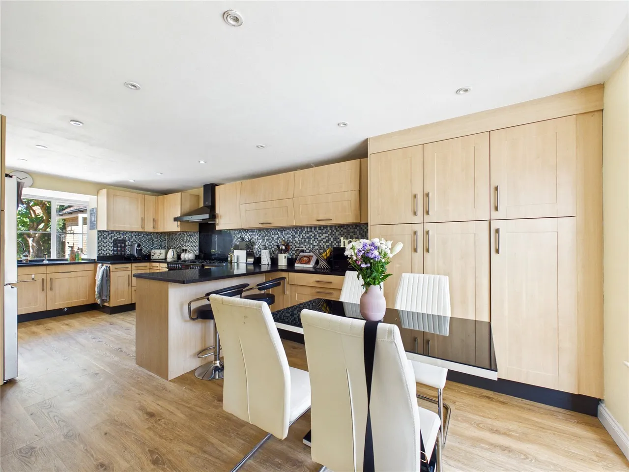 Gavin Way, Highwoods, CO4, photo 8