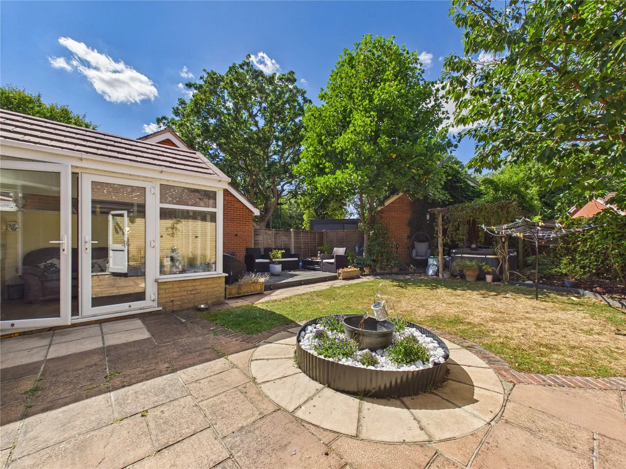 Gavin Way, Highwoods, CO4, photo 16