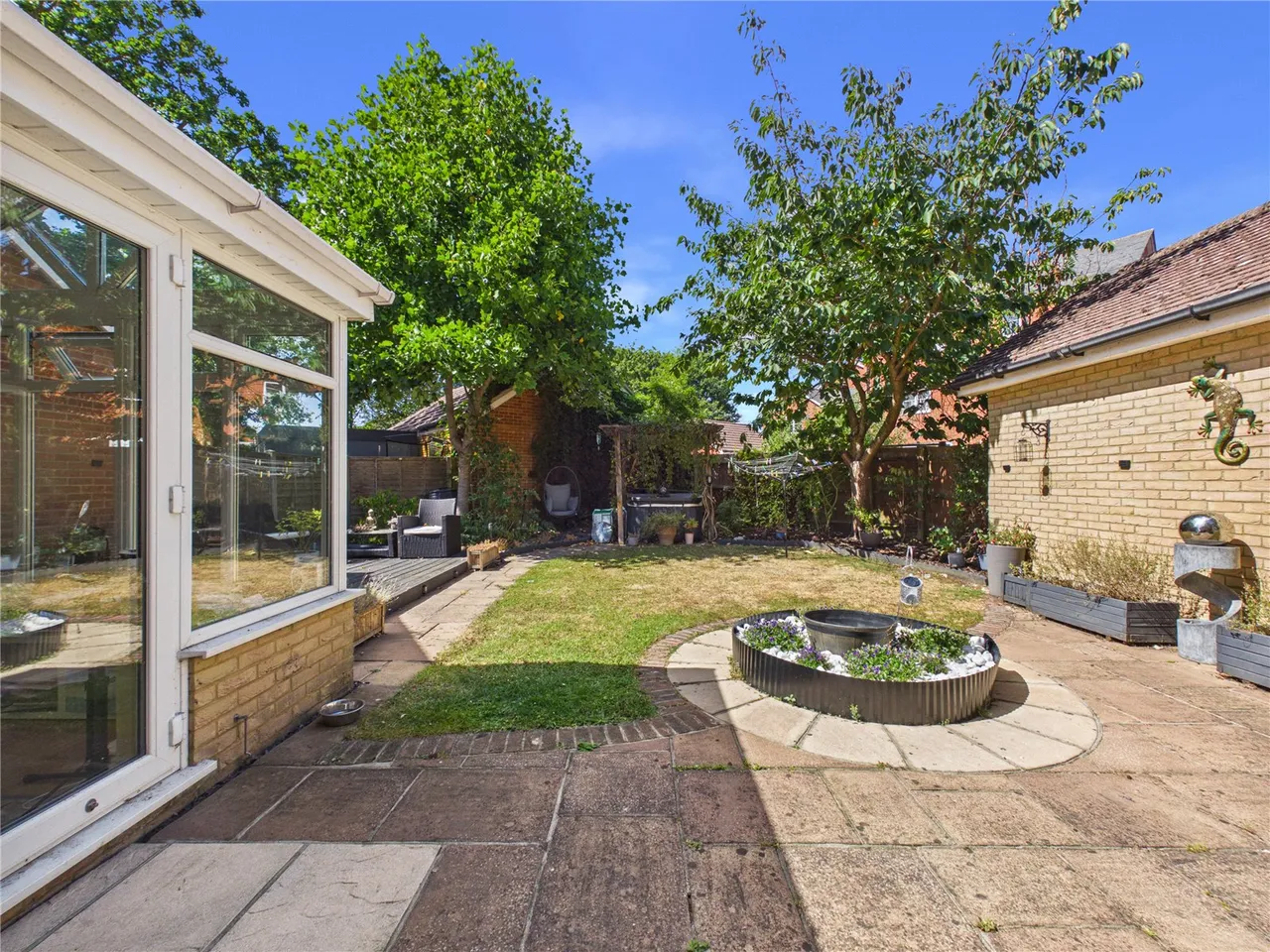 Gavin Way, Highwoods, CO4, photo 17
