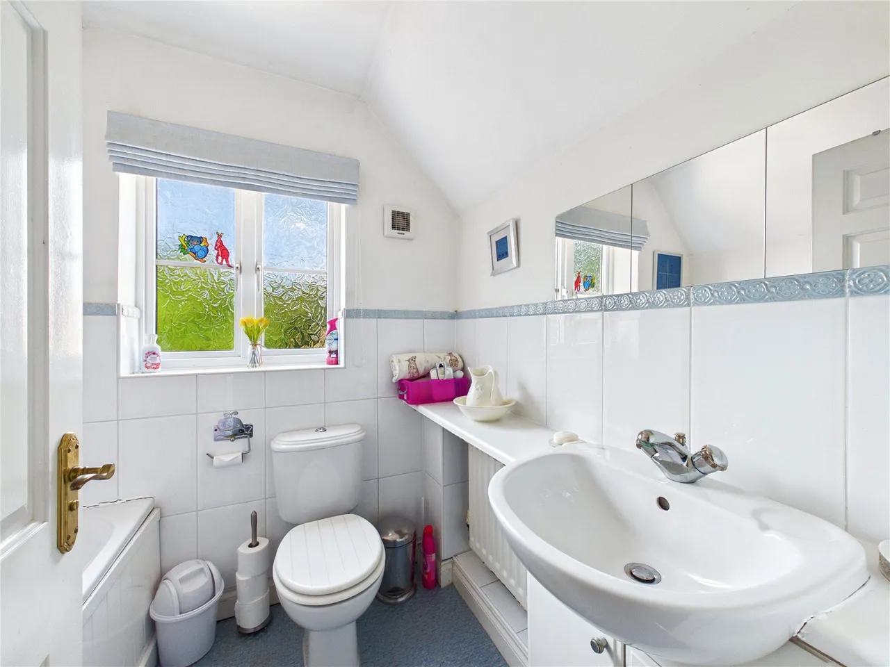 Gavin Way, Highwoods, CO4, photo 5