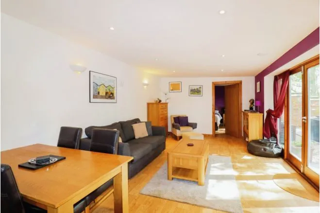 New Road, Norwich, NR9, photo 24