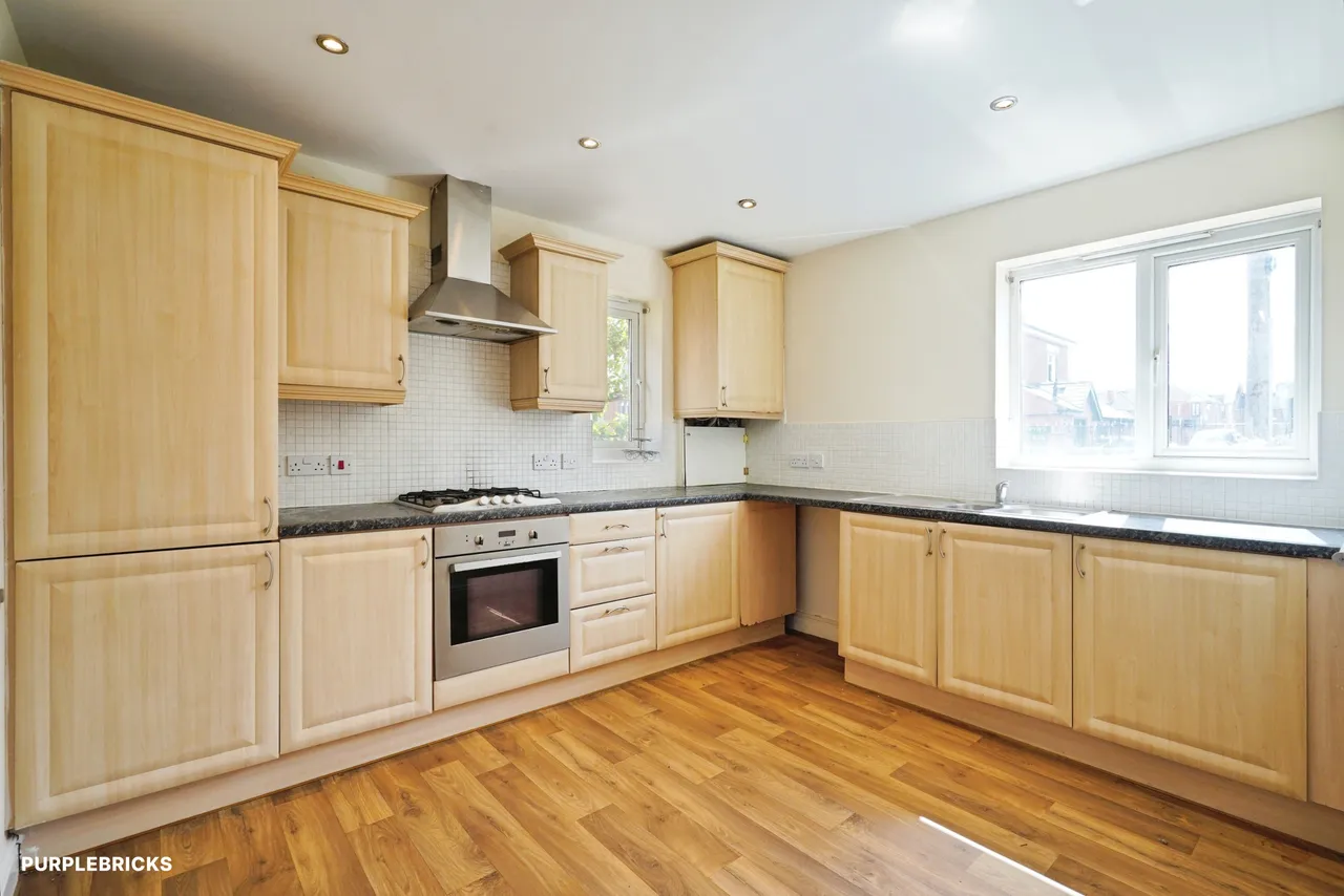 3 bed house for sale, George Orton Court, Burton-On-Trent, DE14