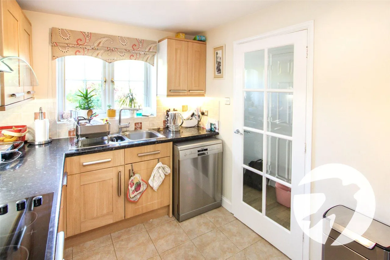 Nelson Mandela Road, London, SE3, photo 6