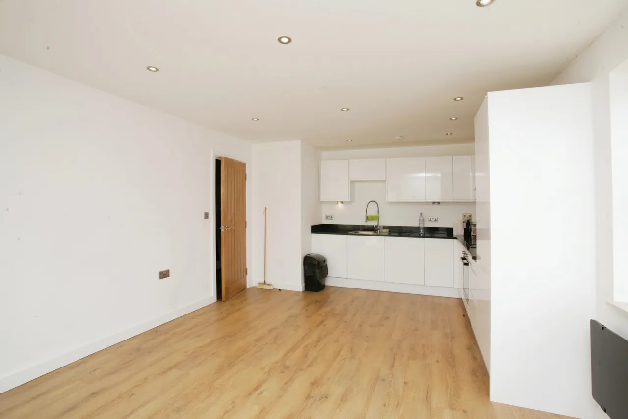Woodside Park, Rugby, CV21, photo 3