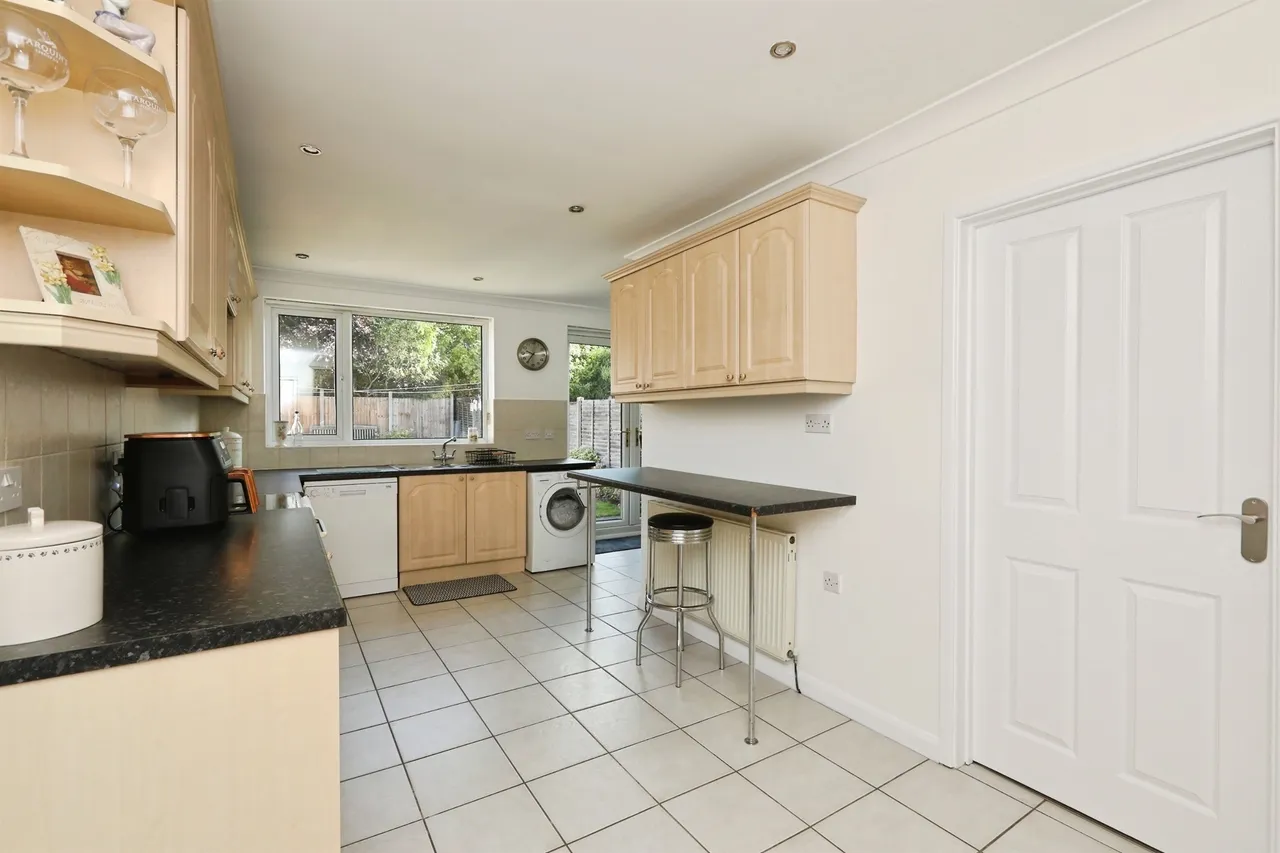 Grange Avenue, Hatfield, DN7, photo 15