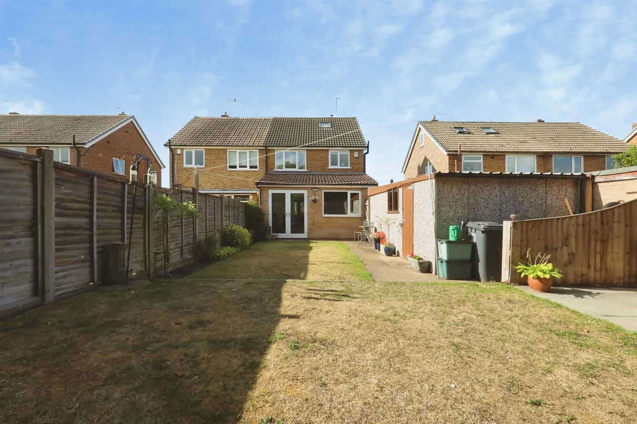 Grange Avenue, Hatfield, DN7, photo 14