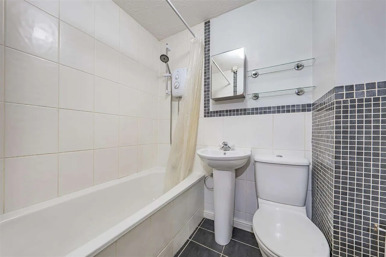 Penn Road, Datchet, SL3, photo 5