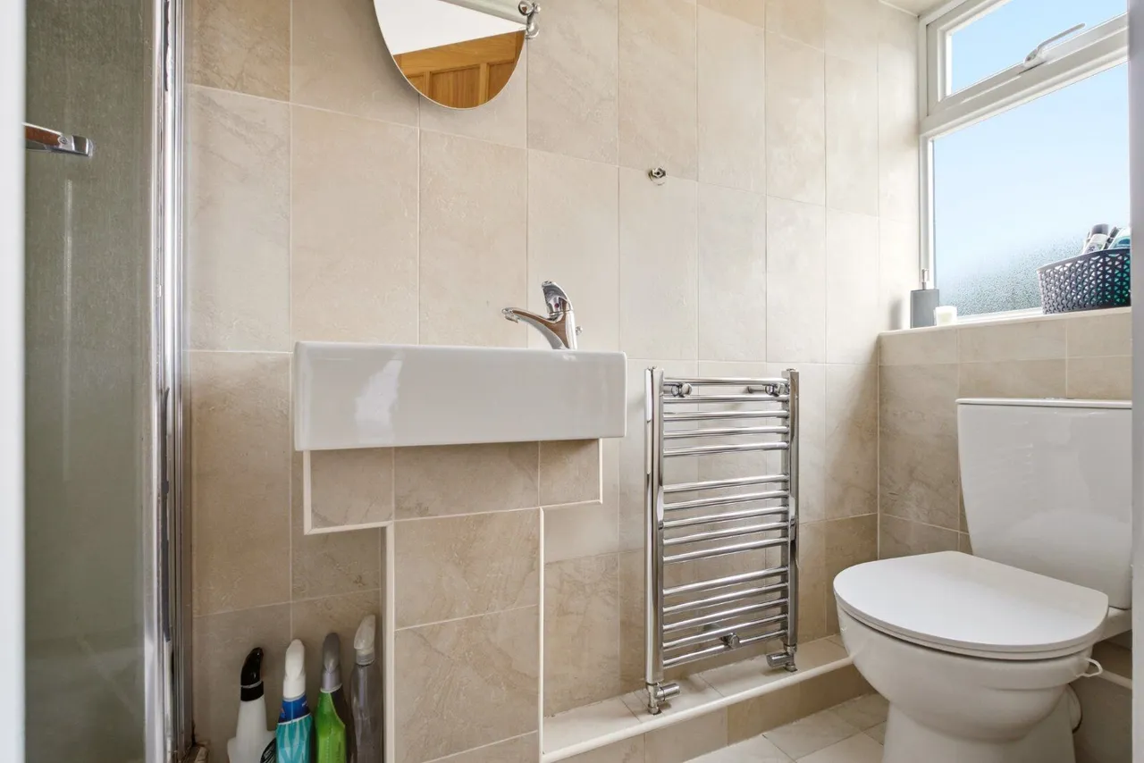 Chantry Lane, London Colney, AL2, photo 18