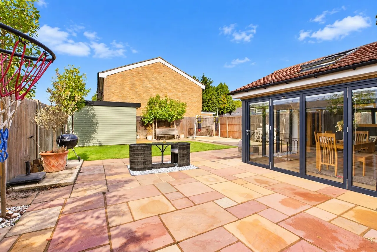 Chantry Lane, London Colney, AL2, photo 3