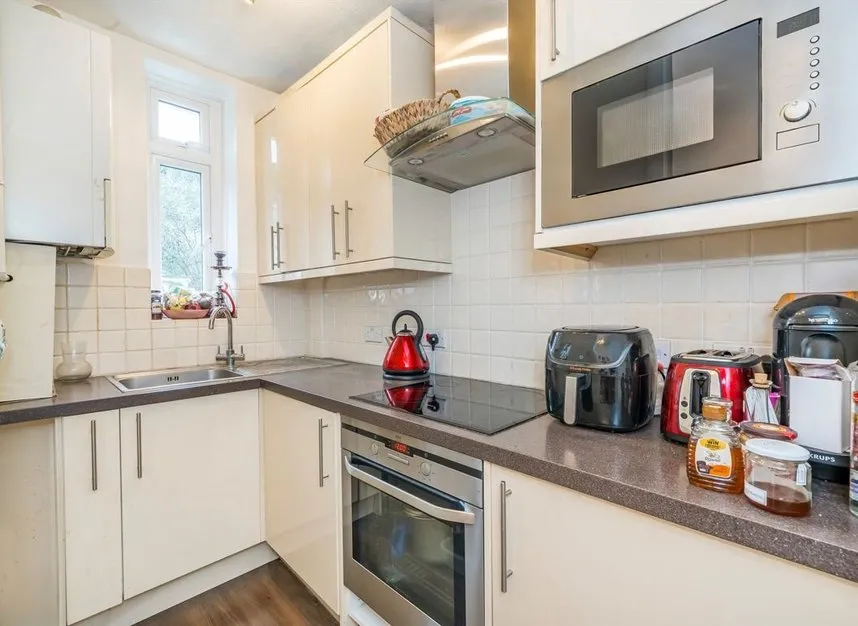 Avonmore Road, West Kensington, W14, photo 3