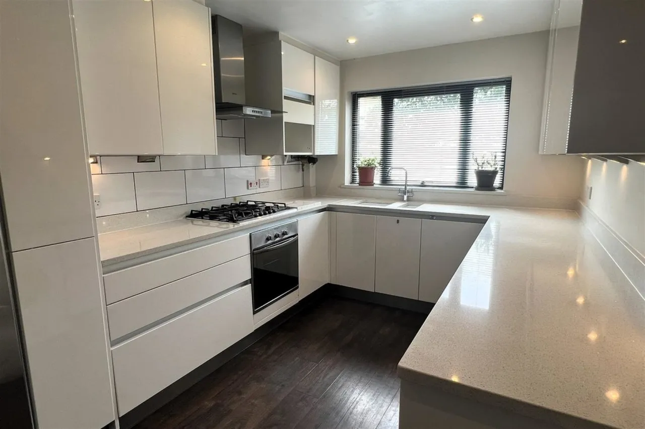 Mansfield Road, Ringwood, BH24, photo 2