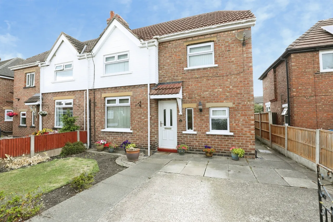 2 bed house for sale — Fletcher Grove, Rudheath, NORTHWICH