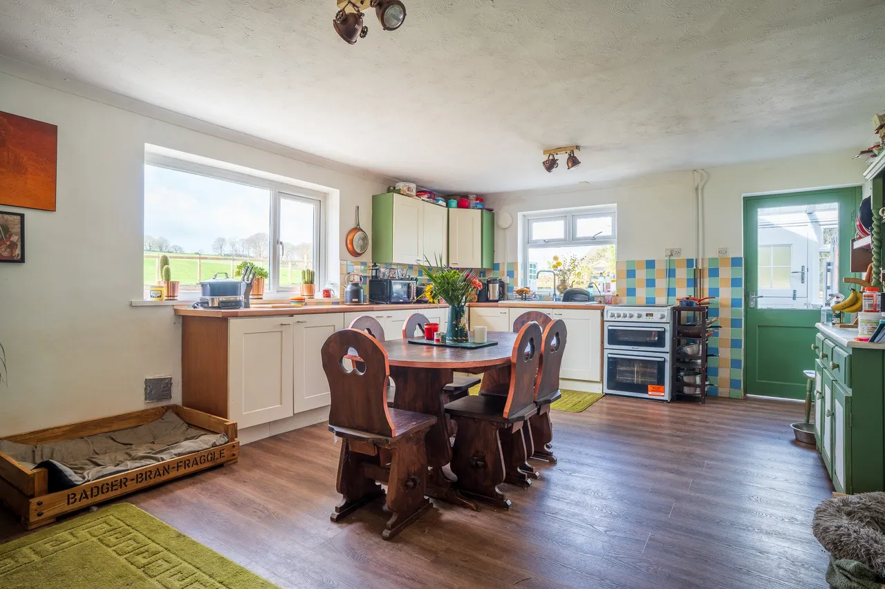 Ger Yr Efail, Boduan, Pwllheli, Gwynedd, LL53 8UF, photo 8