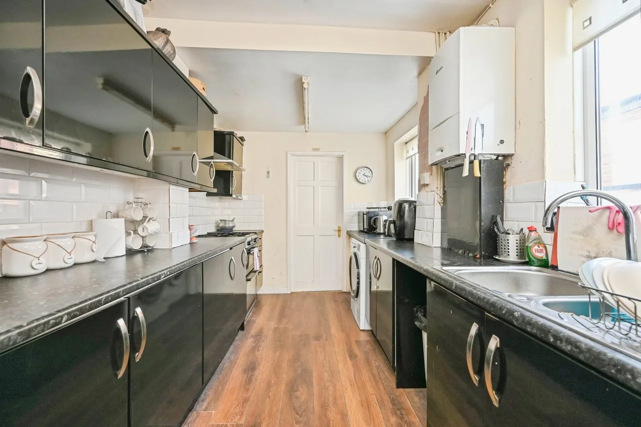 Binns Road, Liverpool, L13, photo 5