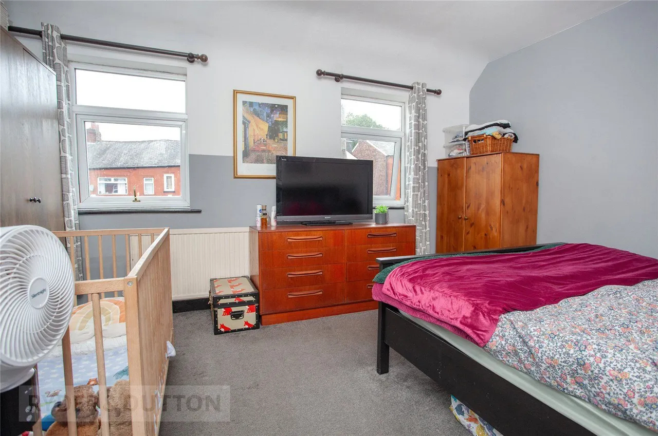 Rectory Street, Middleton, M24, photo 13