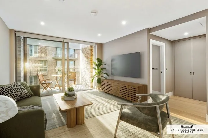 1 bed flat for sale, Prince of Wales Drive, SW11