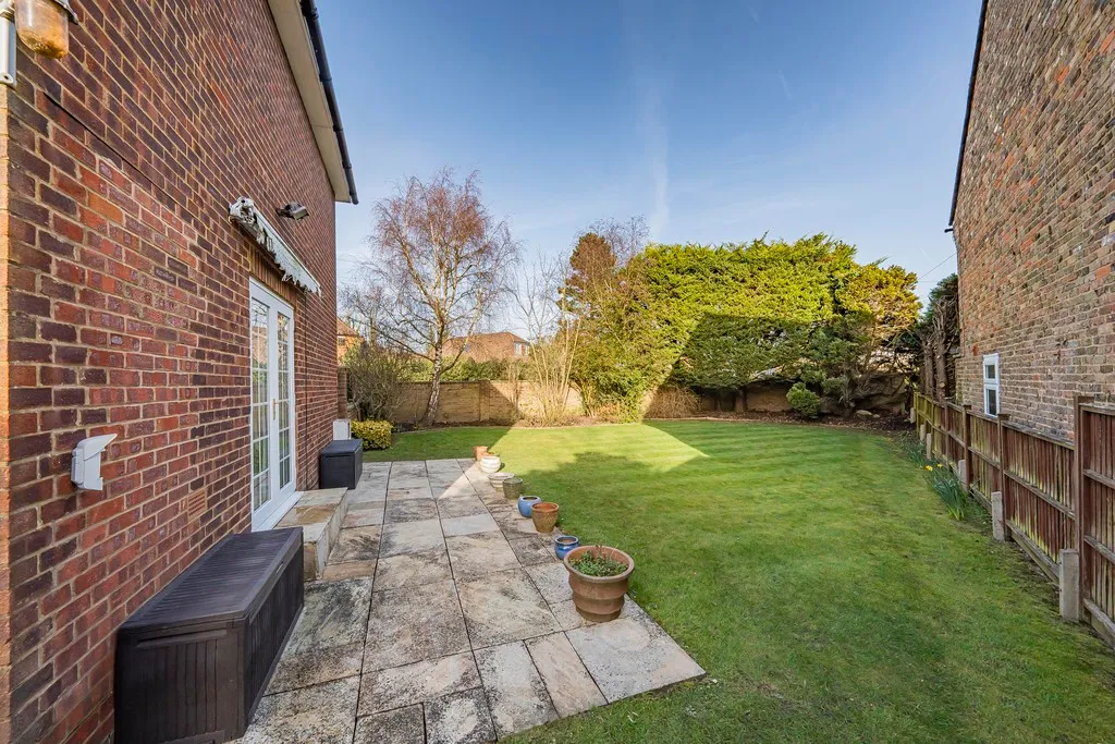 Nicol Road, Chalfont St. Peter, SL9, photo 44