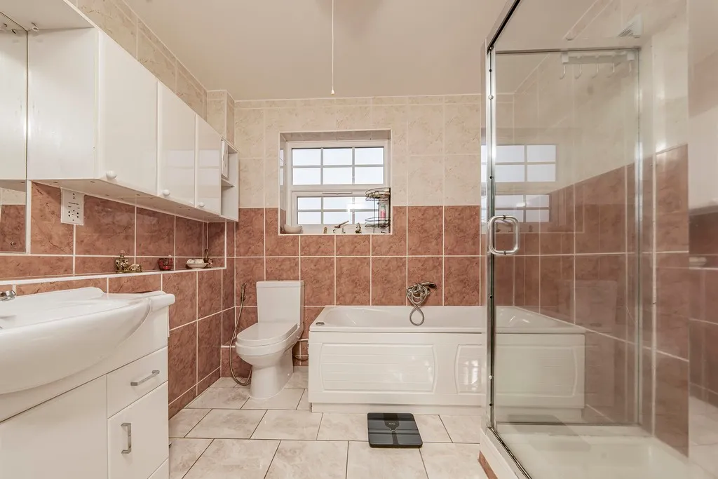 Nicol Road, Chalfont St. Peter, SL9, photo 37