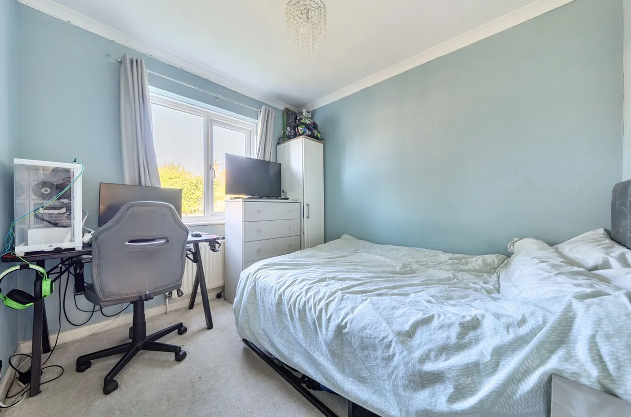 Croft Road, Selsey, PO20, photo 16